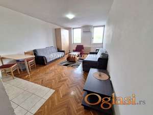 Garsonjera na Bulevaru Oslobođenja, Novi Sad, 30 m²